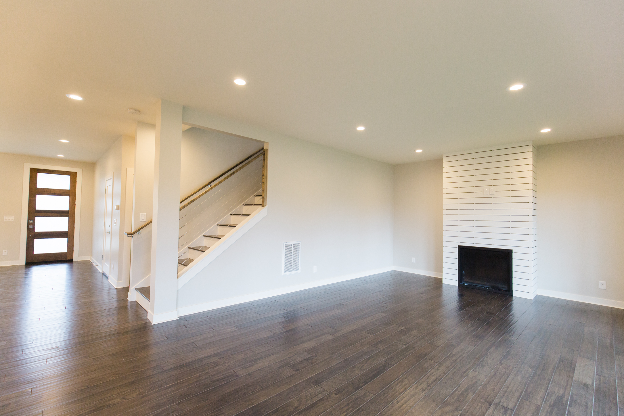 Sassy Modern SW Fireplace